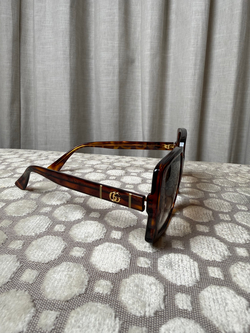 Gucci Gg0632S Sunglasses Tortoise Shell