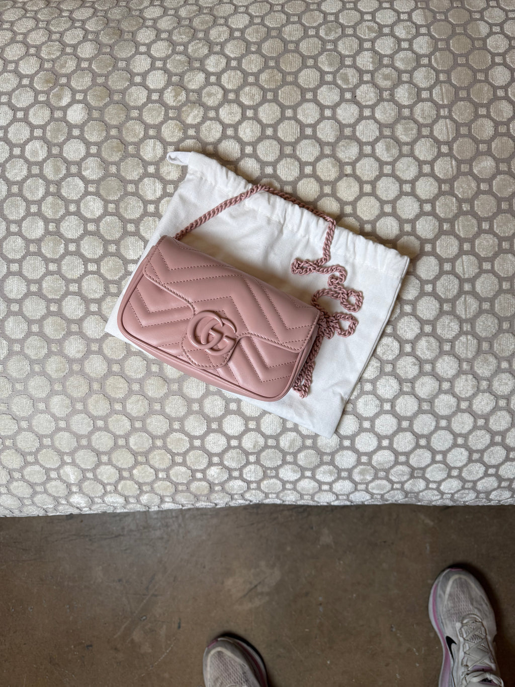 Gucci Gg Marmont Matelasse Shoulder Bag In Light Pink Monochrome Leather