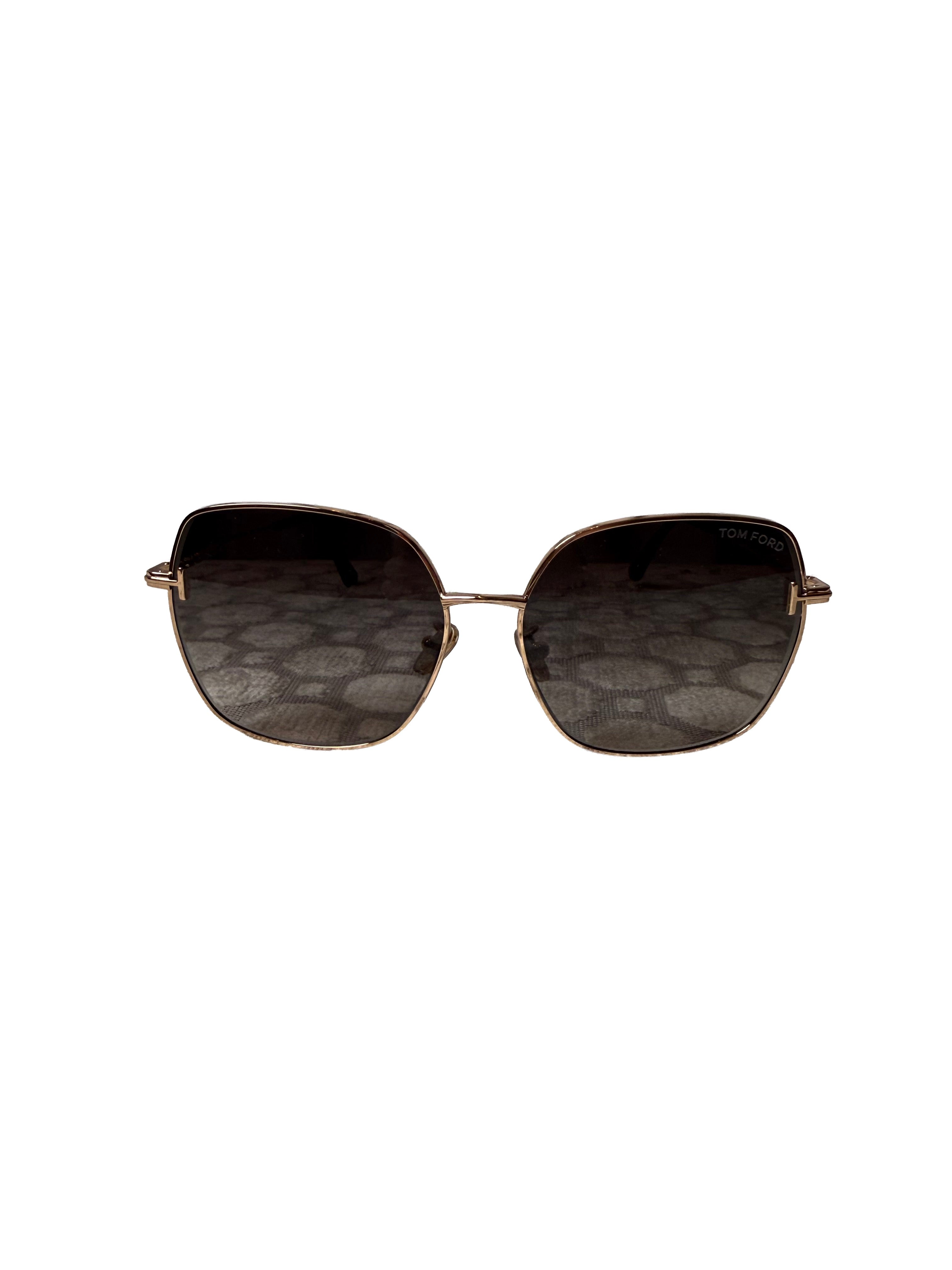 Tom Ford Women S Square Sunglasses Model Ft1250 K In A Shiny Rose Gold Or Gold Finish With Smoke Gradient Lenses